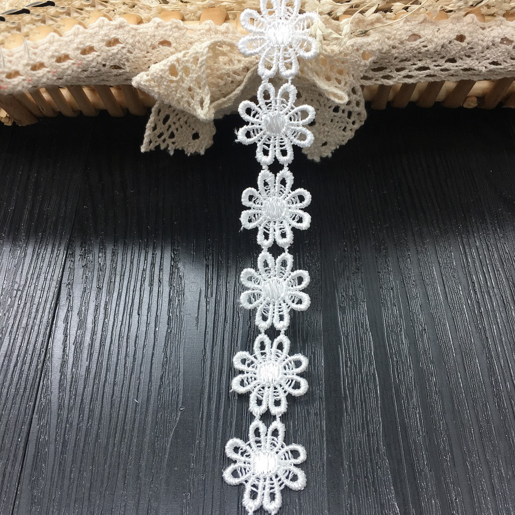 Bonitas flores huecas para rop - Lace Ribbon Trim reseña y precio