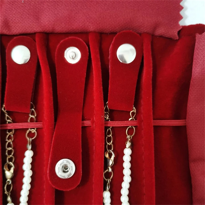 Estuche enrollable de terciope - Velvet Ribbon Roll reseña y precio