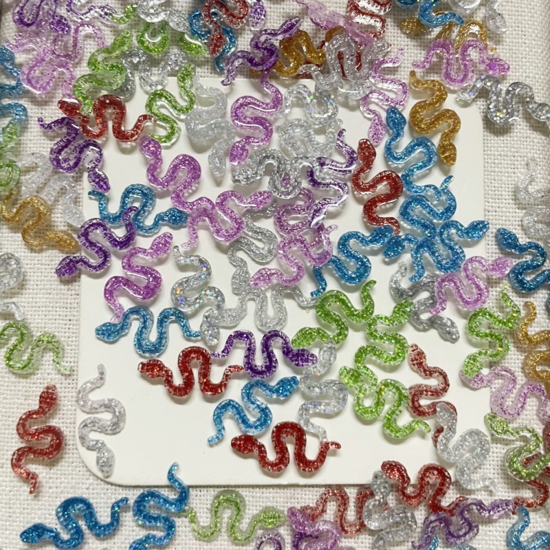 Pequeños dijes de resina con d - Embellishment Glue Craft reseña y precio